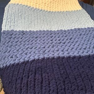Chunky knit blanket